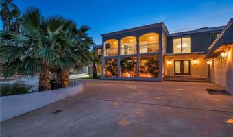1400 Maria Elena Dr, Las Vegas, NV 89104