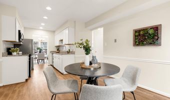 19 SHAGBARK Ct, Rockville, MD 20852