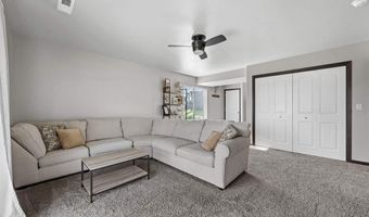 1162 Mary Ln, North Liberty, IA 52317