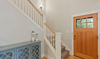 20421 Aberdeen Dr, Bend, OR 97702