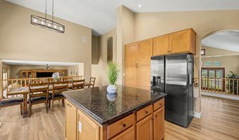 2540 E HAZELTINE Way, Chandler, AZ 85249