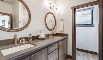 18 Angel Fire Rd S 9, Angel Fire, NM 87710