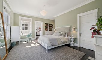 1121 BAY St, Alameda, CA 94501