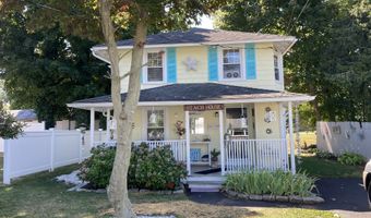 13 Sound View Hts, Branford, CT 06405