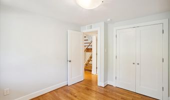 8206 STONE TRAIL Dr, Bethesda, MD 20817