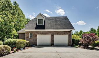 827 Anns Ct, Asheboro, NC 27205