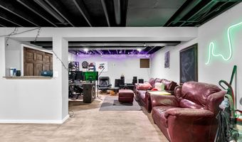 1424 W WEILAND Ln, Appleton, WI 54914