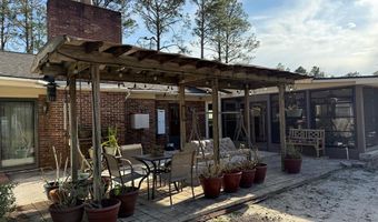 5686 Golden Isle W, Baxley, GA 31513