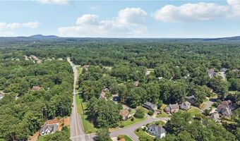 1496 Fallsbrook Ct NW, Acworth, GA 30101
