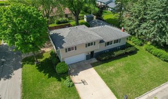 1715 Gateway Dr, Albert Lea, MN 56007