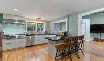 139 Monmouth Ave, Atlantic Highlands, NJ 07716