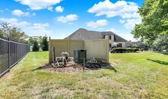 5695 N London Rd, Fairland, IN 46126