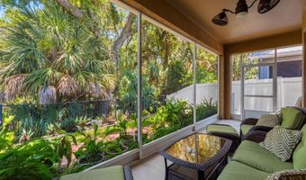 5335 CLOVER MIST Dr, Apollo Beach, FL 33572