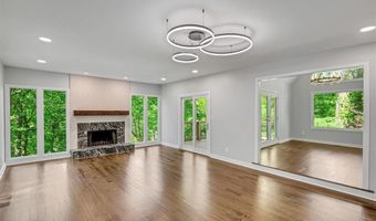 615 NW Mark Trail Ct NW, Atlanta, GA 30328