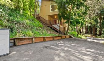 903 Redwood Dr, Aptos, CA 95003