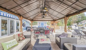 14 Albatross Pt, Bayville, NJ 08721