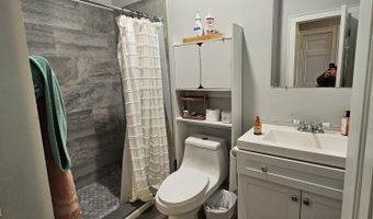15 Ten Broeck St 1, Albany, NY 12210