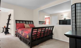 14 Dolan Ave, Aberdeen, NJ 07747