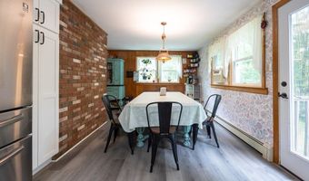 18 Cobb Rd, Ashburnham, MA 01430