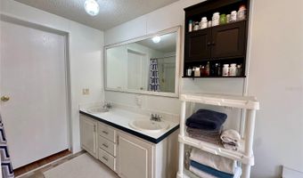 56233 WATER OAK Rd, Astor, FL 32102