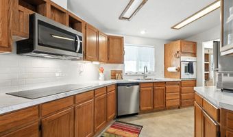 100 SW 195TH Ave 122, Beaverton, OR 97006