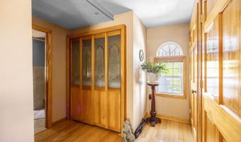 1502 Essex St, Bangor, ME 04401