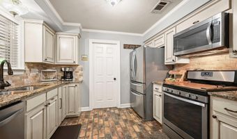 7858 Pettit Rd, Baker, LA 70714