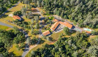 17832 Windsor Ln, Anderson, CA 96007