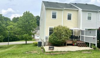 24 Westfield Pl, Athens, OH 45701