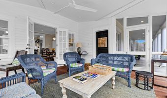 15 Liberty St, Chester, CT 06412