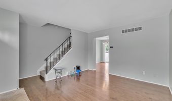 2840 Bombridge Ct, Ann Arbor, MI 48104