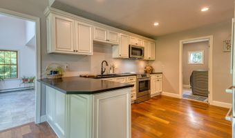 287 S Bear Hill Rd, Chaplin, CT 06235