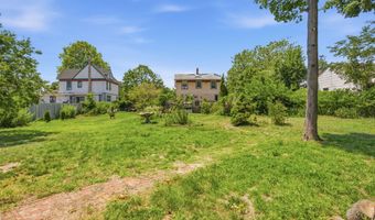 674 E Bay Ave, Barnegat, NJ 08005