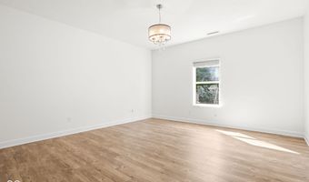 8607 Redditch Dr, Avon, IN 46123