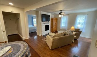 12 Callender Ave 1, Newport, RI 02840