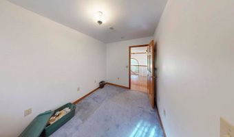 136 Lock Ln, Alum Creek, WV 25003
