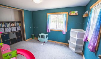 4130 4th St NW, Backus, MN 56435