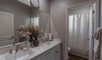 2640 Buttercup Dr, Lodi, CA 95242