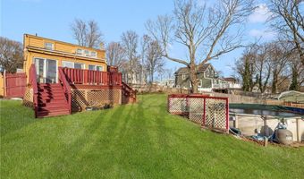 17 Padelford Ave, East Providence, RI 02915