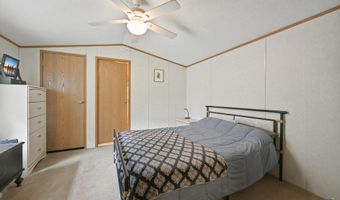 42 Sparrow Dr, Augusta, ME 04330