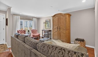 623 N 5th Ave, Ann Arbor, MI 48104