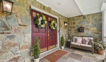 8610 HARTSDALE Ave, Bethesda, MD 20817