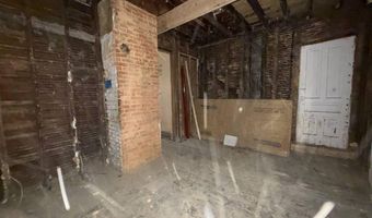 2520 W CHESTNUT Ave, Altoona, PA 16601