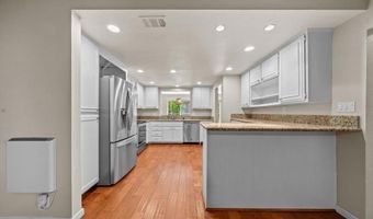 6543 Paseo Adelante, Carlsbad, CA 92009