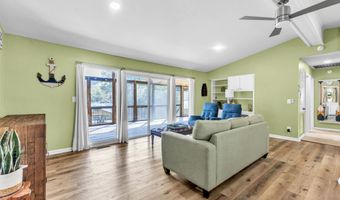 58 Lake Hill Dr, Alexander City, AL 35010
