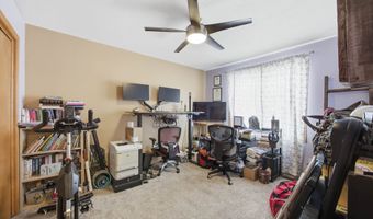 208 13th St SW, Altoona, IA 50009