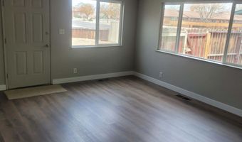 1281 W Newlands Dr, Fernley, NV 89408