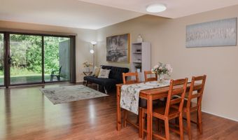 609 Watersedge Dr, Ann Arbor, MI 48105