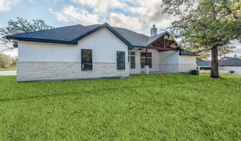 113 Pioneer Trl, Adkins, TX 78101