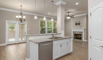 46 Crowder Dr, Benton, LA 71006